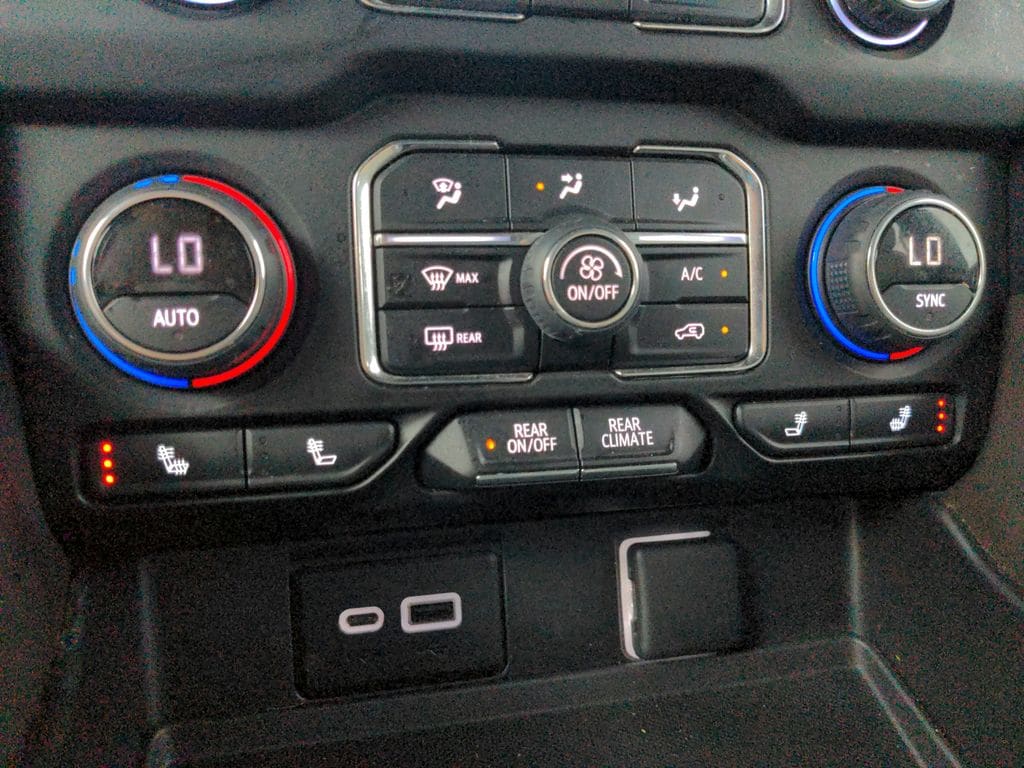 2022 Chevrolet Tahoe Z71 - Photo 21