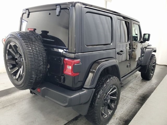 2020 Jeep Wrangler Unlimited Sahara photo 3