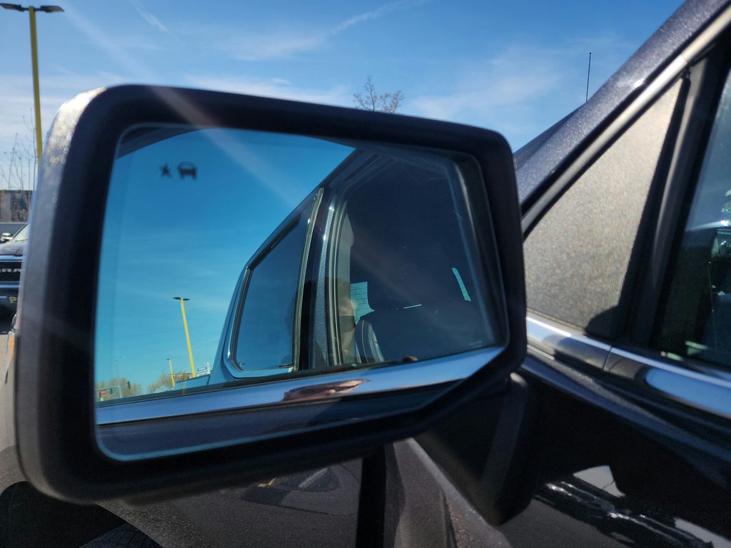 2023 Chevrolet Silverado 1500 High Country - Photo 12