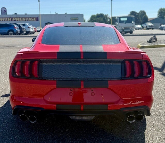 2019 Ford Mustang GT photo 2