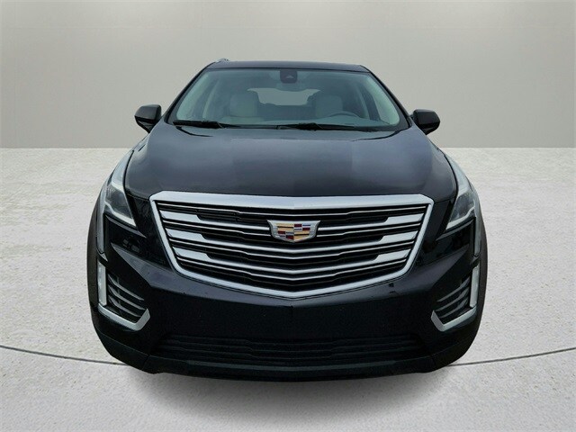 2019 Cadillac XT5 Luxury Sport photo 2
