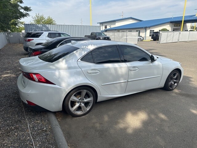 2014 Lexus IS 350 photo 2