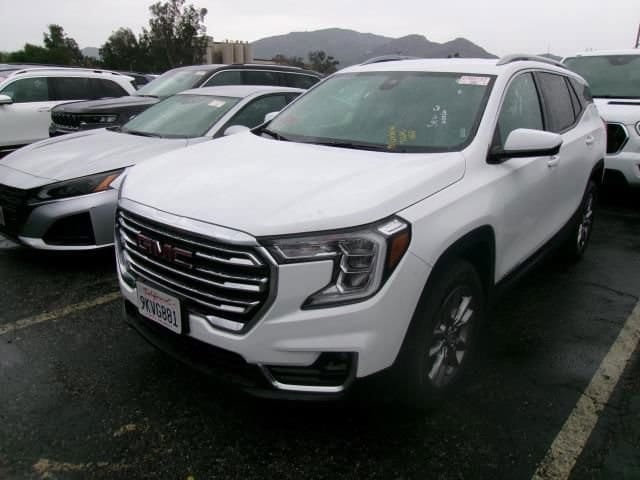 2024 GMC Terrain SLT's photo