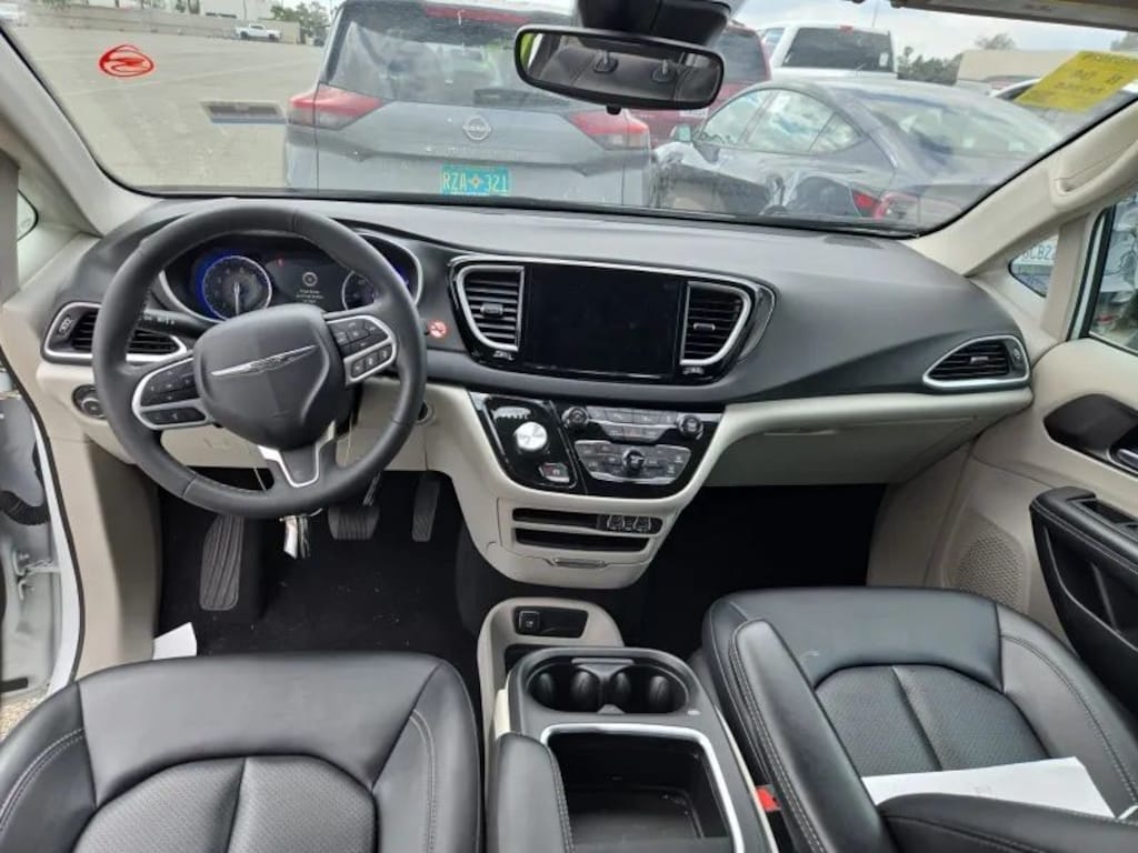 Used 2024 Chrysler Pacifica Touring L Van Passenger Van