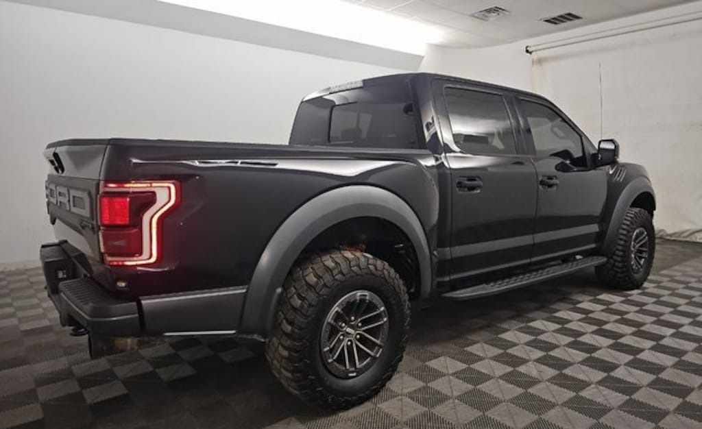 Used 2019 Ford F-150 Raptor Truck SuperCrew Cab