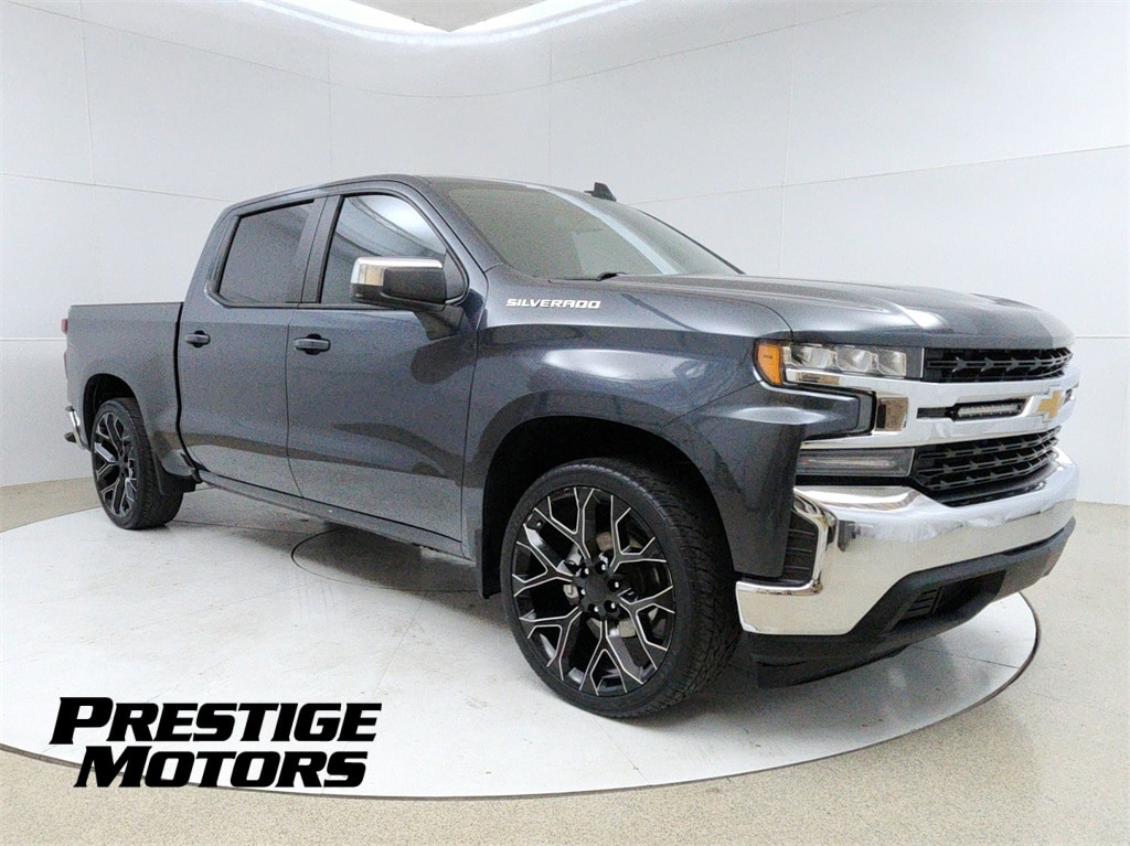 Used 2020 Chevrolet Silverado 1500 LT Truck Crew Cab