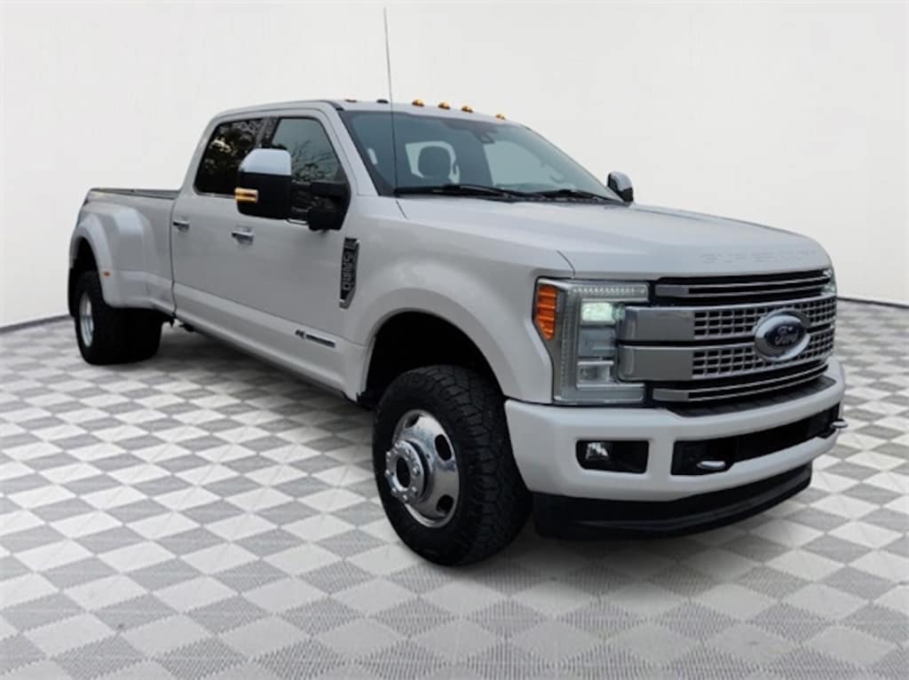 Used 2017 Ford F-350 Truck Crew Cab