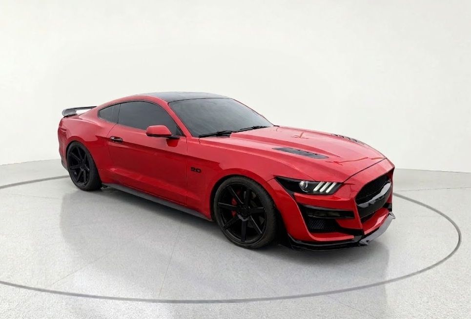 2016 Ford Mustang GT Coupe's photo