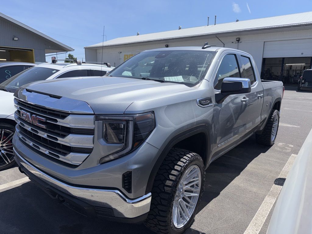 2023 GMC Sierra SLE 4WD Double Cab Standard Box's photo