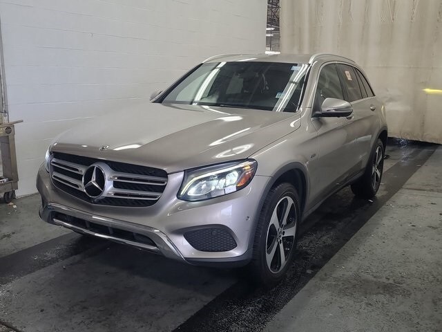 2019 Mercedes Benz GLC 350e 4MATIC photo 2