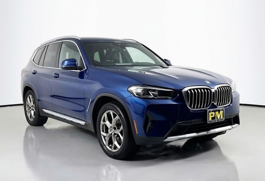 2022 BMW X3 xDrive30i's photo