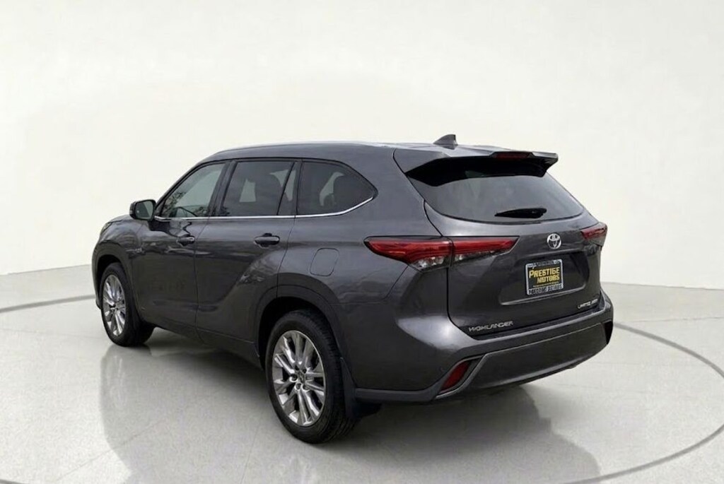 Used 2022 Toyota Highlander Limited SUV