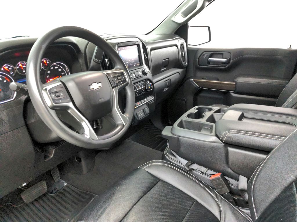 2020 Chevrolet Silverado 1500 LT - Photo 13