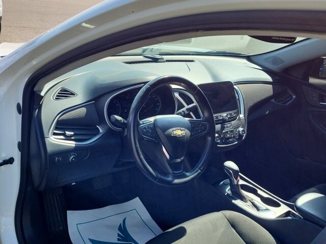 2021 Chevrolet Malibu RS photo 4
