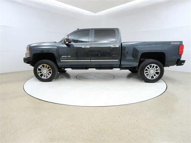 2017 Chevrolet Silverado 2500HD LTZ photo 4