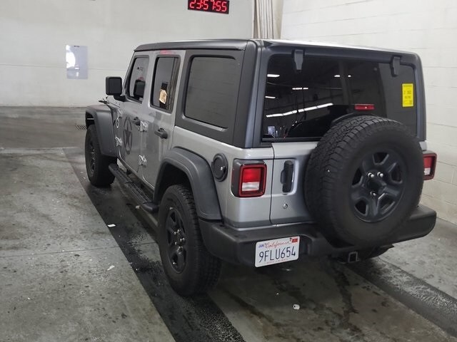 2020 Jeep Wrangler Unlimited Sport photo 3