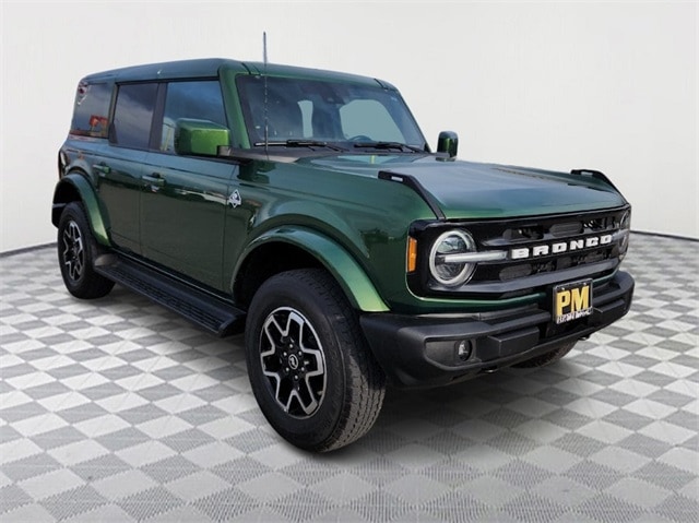 2025 Ford Bronco 4-Door Outer Banks's photo