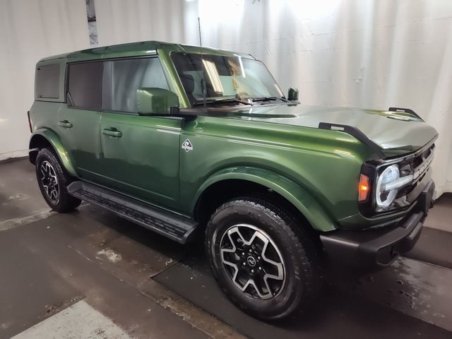 2025 Ford Bronco 4-Door Outer Banks's photo