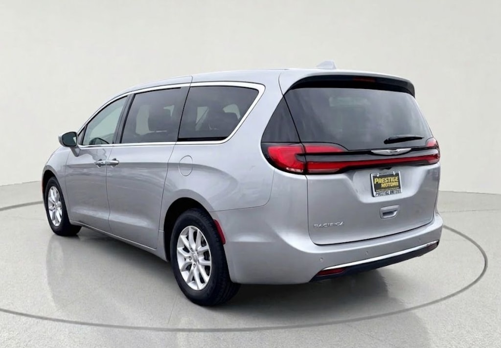 Used 2024 Chrysler Pacifica Touring L Van Passenger Van