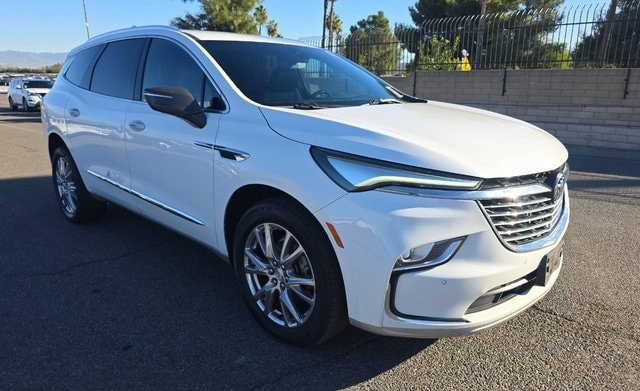 2022 Buick Enclave Premium's photo