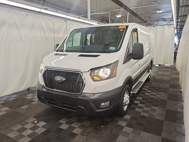 2023 Ford Transit photo 2