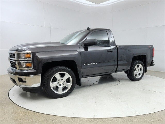 2014 Chevrolet Silverado 1500 LT photo 3