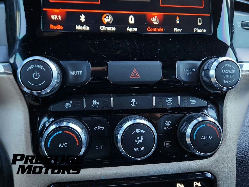 2019 RAM Ram 1500 Pickup Laramie - Photo 18