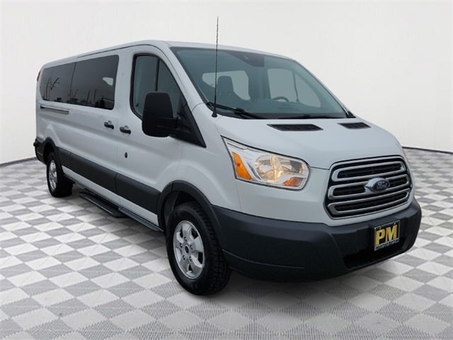 2017 Ford Transit Wagon XLT's photo