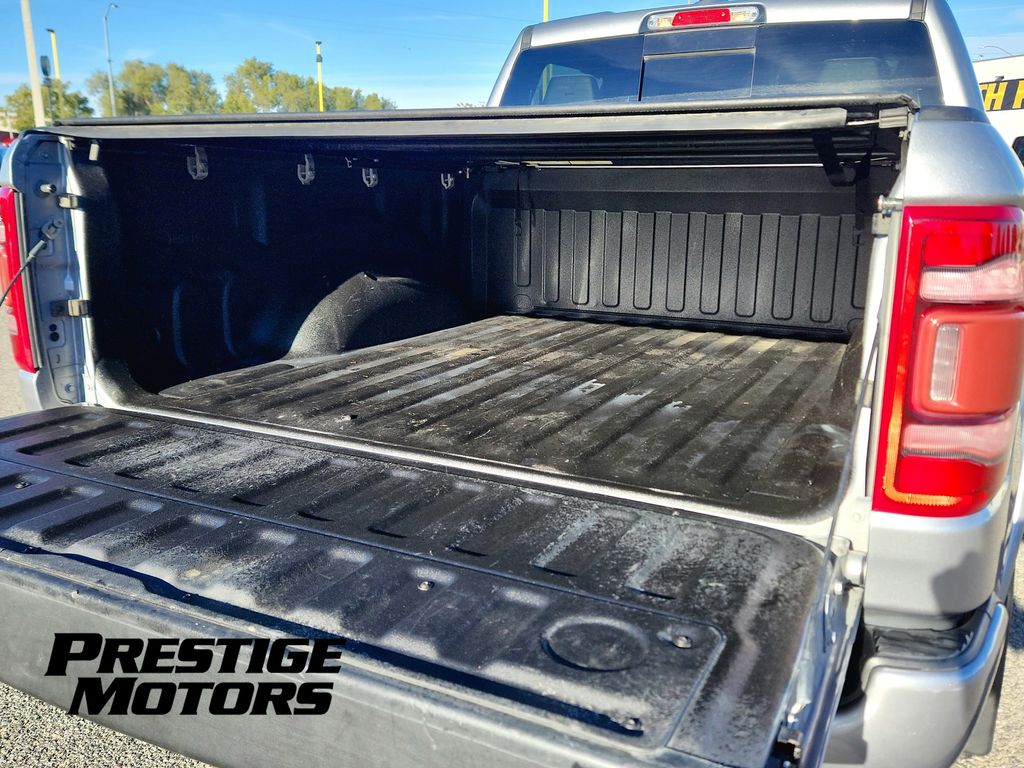 2019 RAM Ram 1500 Pickup Laramie - Photo 15