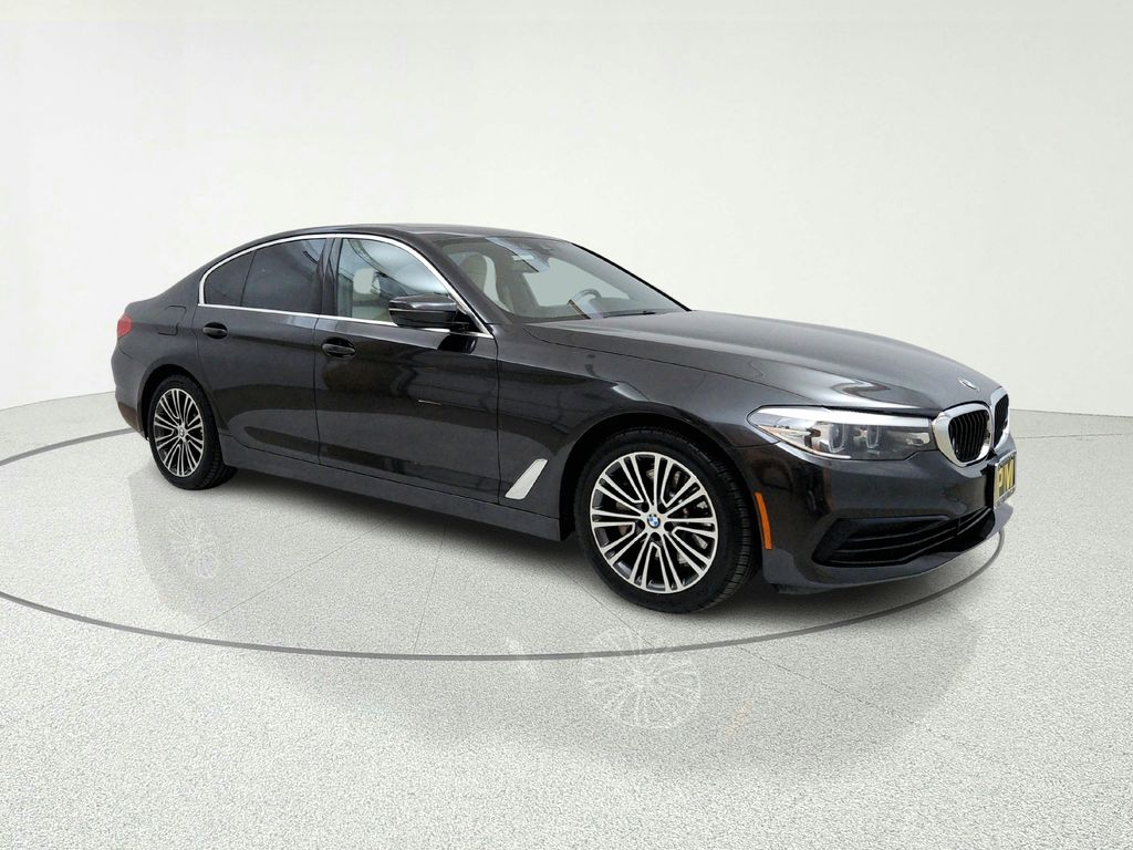 2020 BMW 5 Series 530e xDrive iPerformance Sedan's photo