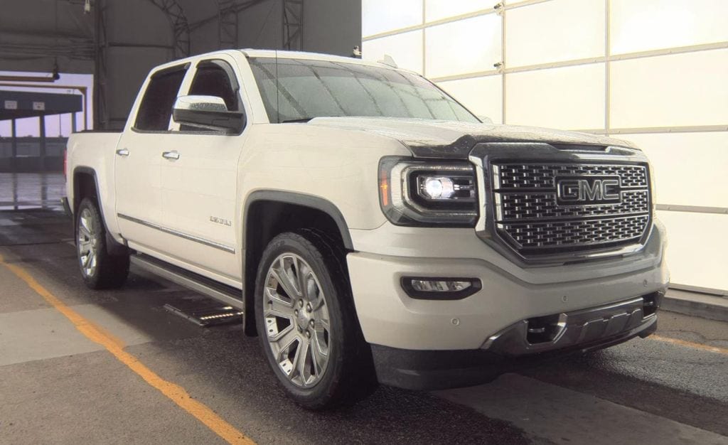 2018 GMC Sierra 4WD Crew Cab Short Box's photo