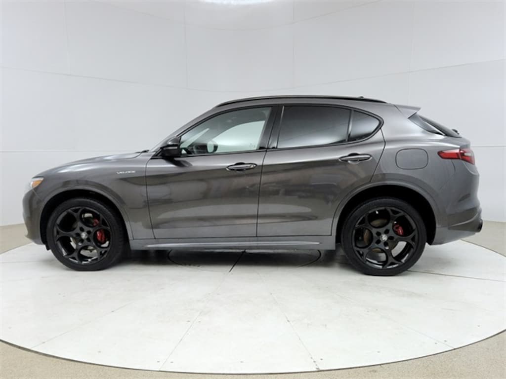 Used 2022 Alfa Romeo Stelvio Ti SUV