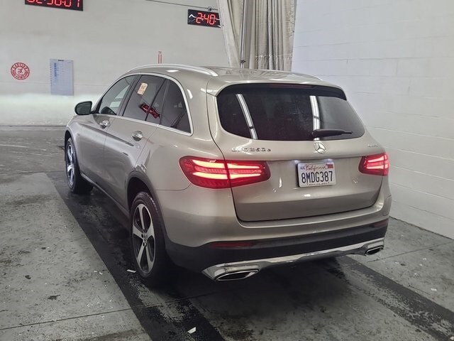 2019 Mercedes Benz GLC 350e 4MATIC photo 3