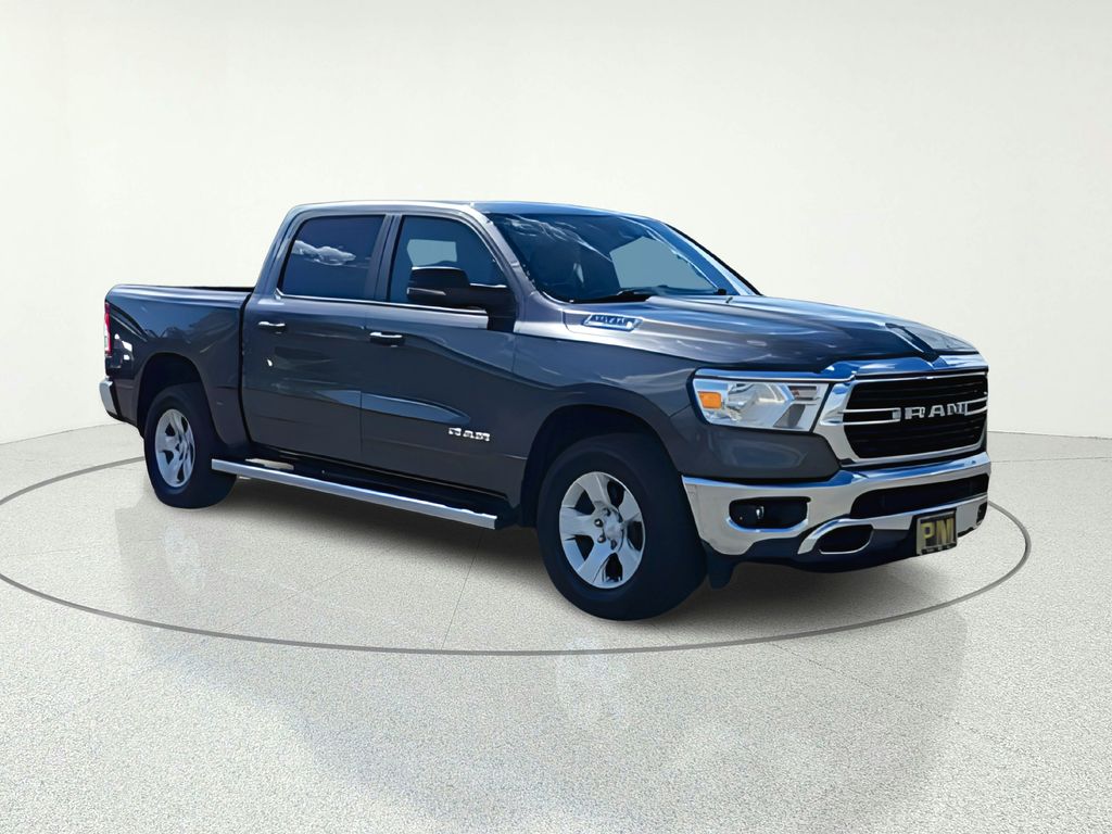 2023 RAM 1500 Big Horn/Lone Star 4x4 Crew Cab 5'7's photo