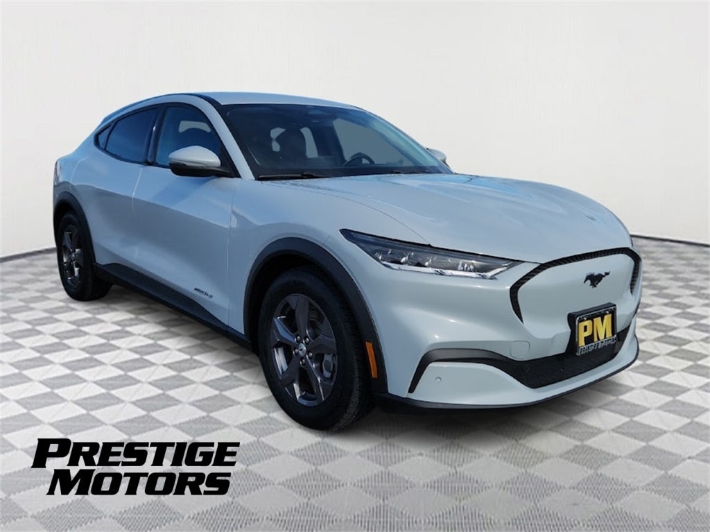2022 Ford Mustang Mach-E