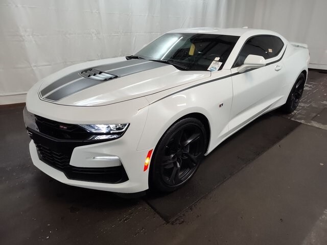 2019 Chevrolet Camaro 2SS photo 2