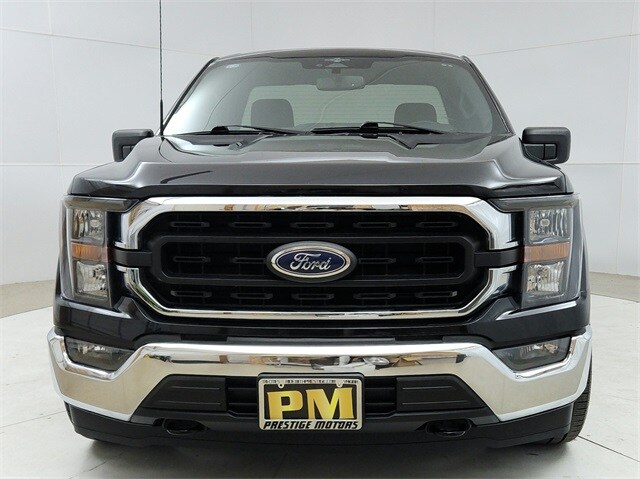 2023 Ford F-150 XL photo 2