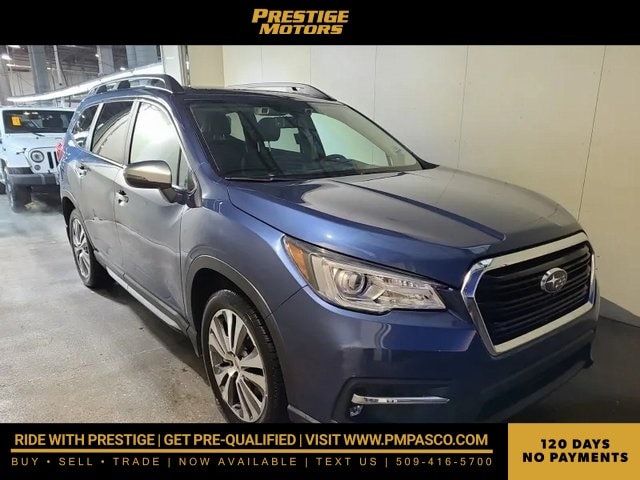 2022 Subaru Ascent Touring's photo