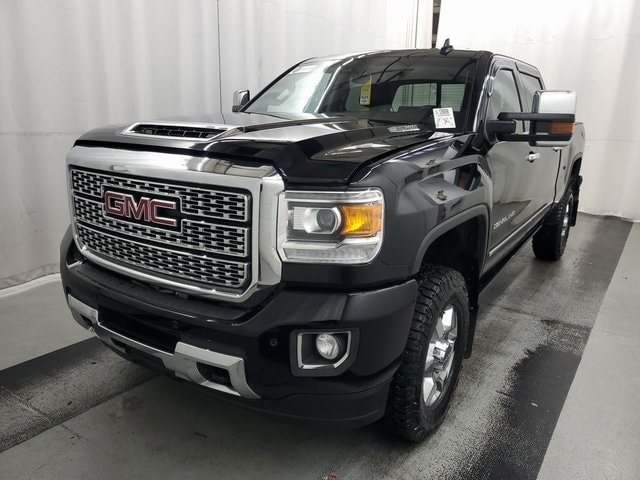 2019 GMC Sierra 3500HD Denali's photo