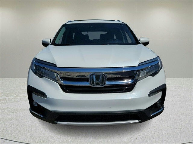 2021 Honda Pilot Touring photo 2