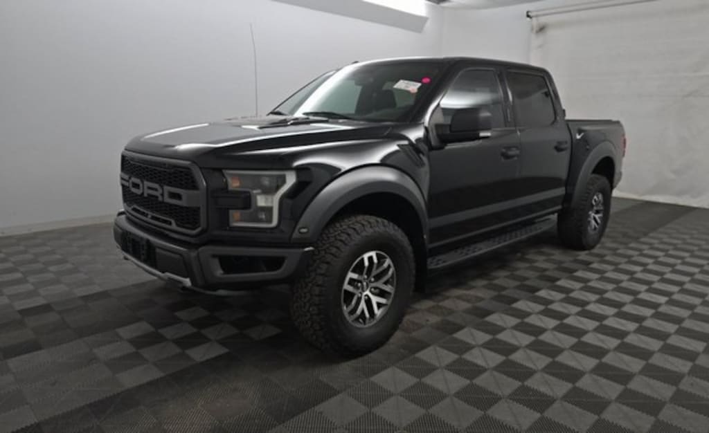 Used 2017 Ford F-150 Raptor Truck SuperCrew Cab