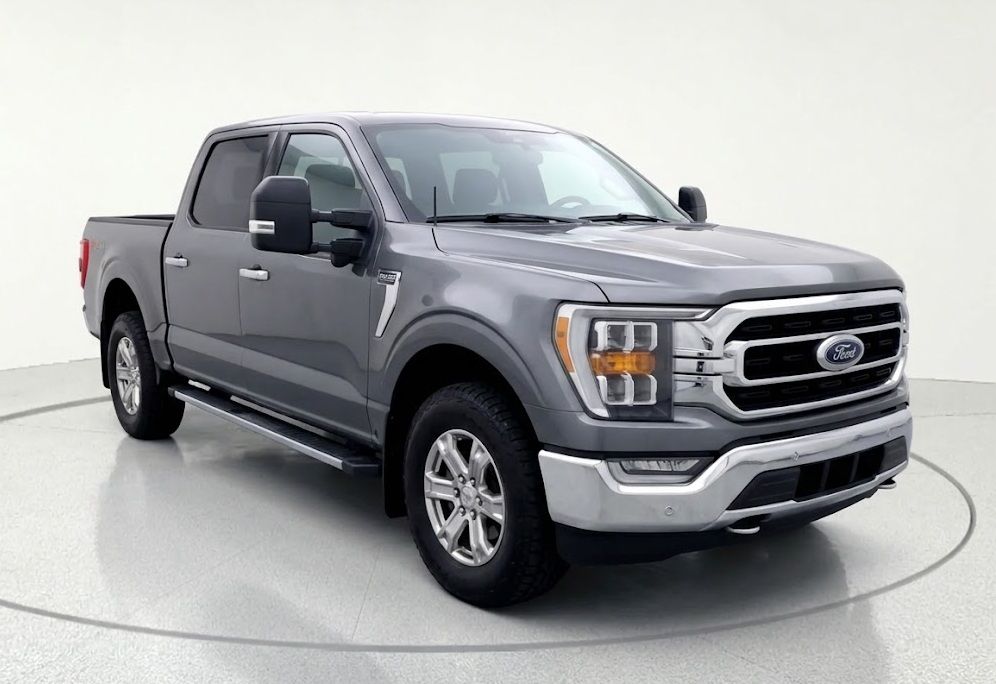 2021 Ford F-150 XLT 4x4 SuperCrew 145 in's photo