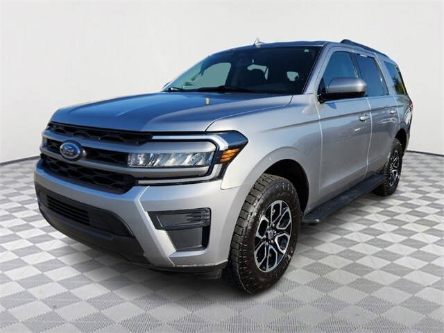 2024 Ford Expedition XLT photo 3