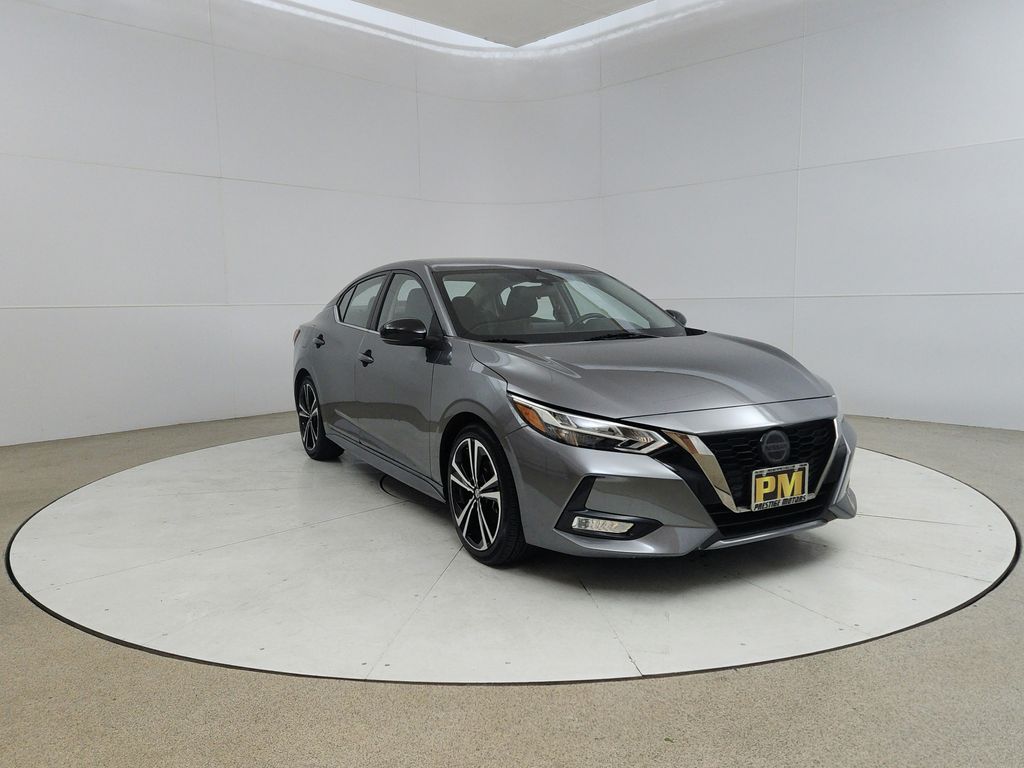 2023 Nissan Sentra SR CVT's photo