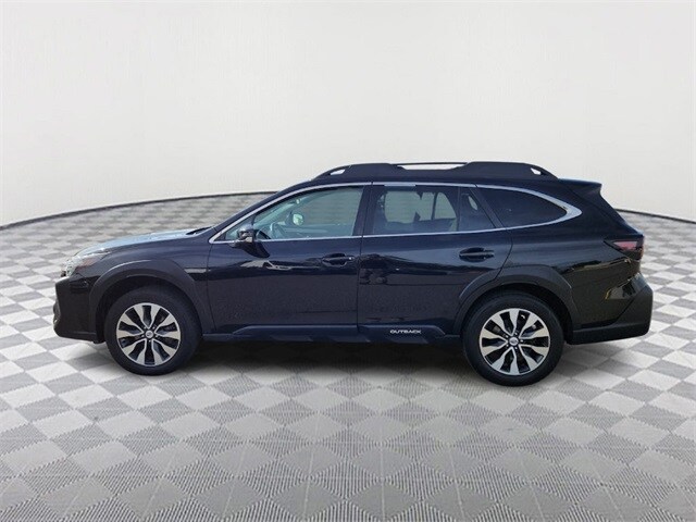2023 Subaru Outback Limited photo 4