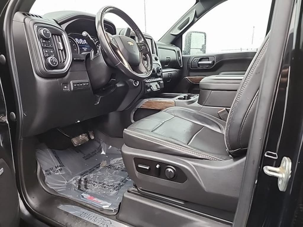 Used 2020 Chevrolet Silverado 3500HD High Country Truck Crew Cab