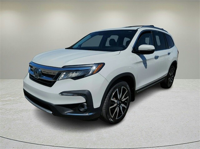 2021 Honda Pilot Touring photo 3
