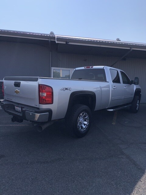 2012 Chevrolet Silverado 2500HD LTZ photo 3