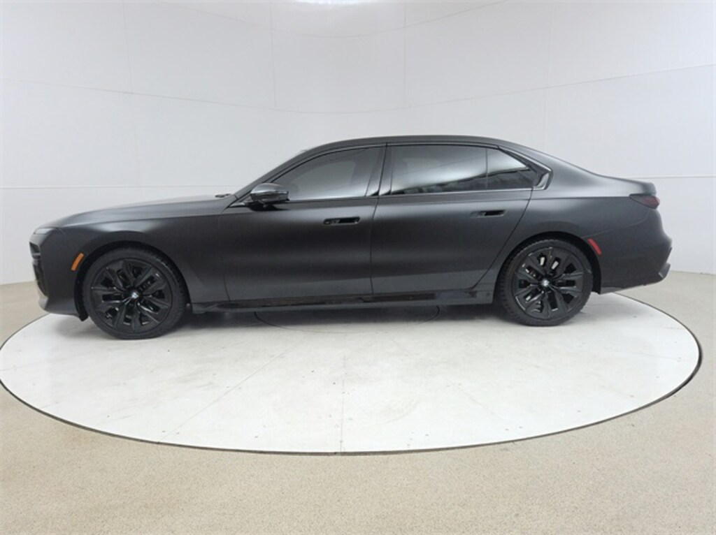 Used 2023 BMW 760i xDrive Sedan