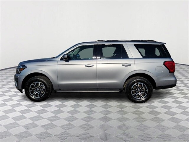 2024 Ford Expedition XLT photo 4